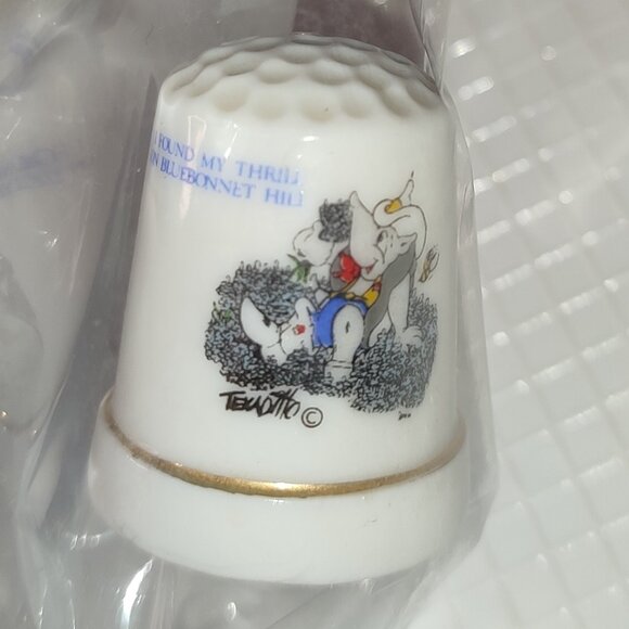 Texaditto Thimble I Found My Thrill on Bluebonnet Hill Collectible Vintage USA - Picture 2 of 6